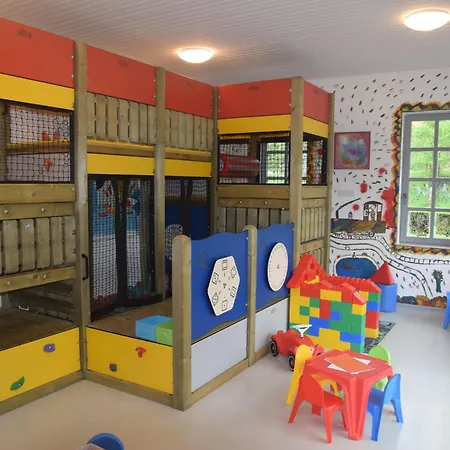 بيت للعطل Bungalow In In The Southern Eifel *